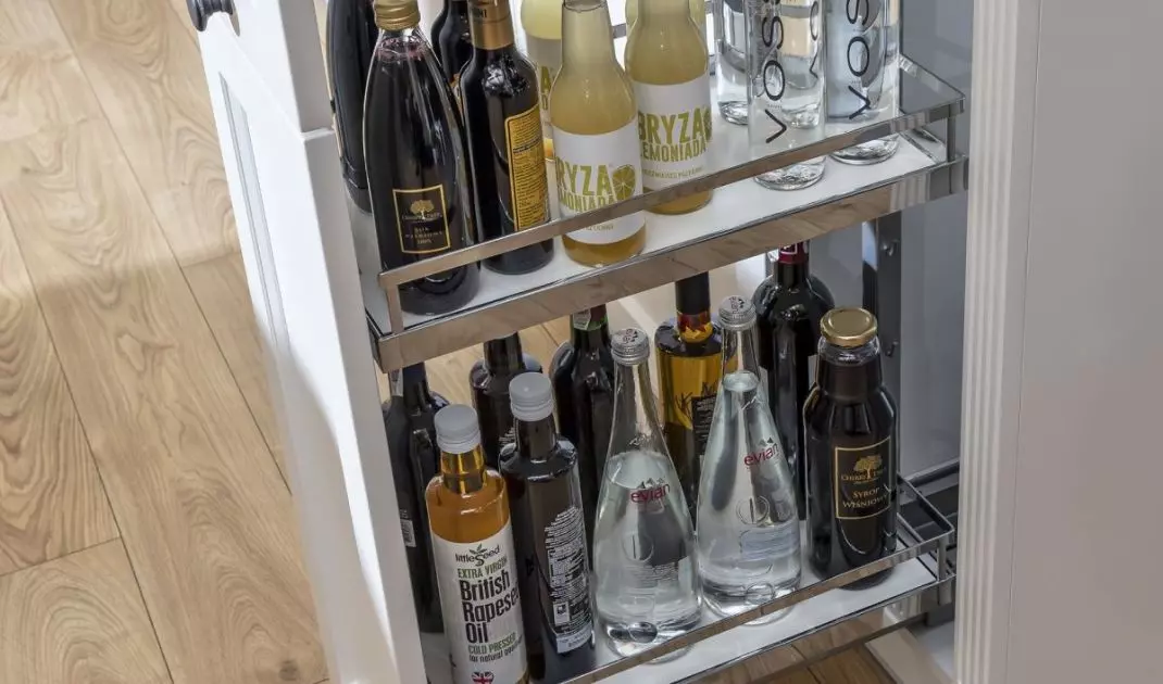 Furniture in the pantry must be resistant to moisture