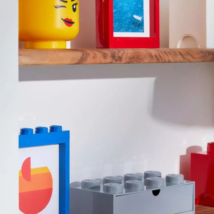 Lego-style equipment