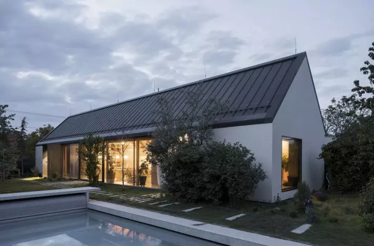 House V