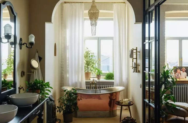 Arches in the interior