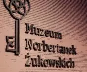 Muzeum Norbertanek Żukowskich, logo
