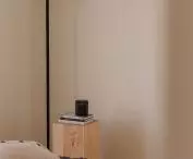 Minimalist accessories in the bedroom