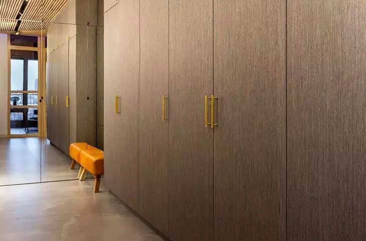 Hallway with built-ins