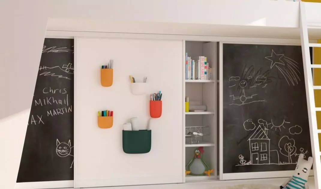 The fronts of the cabinets in the children's room can be covered with blackboard paint