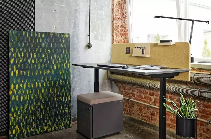 Biurko Lano-E 300 T z elektryczną regulacją wysokości