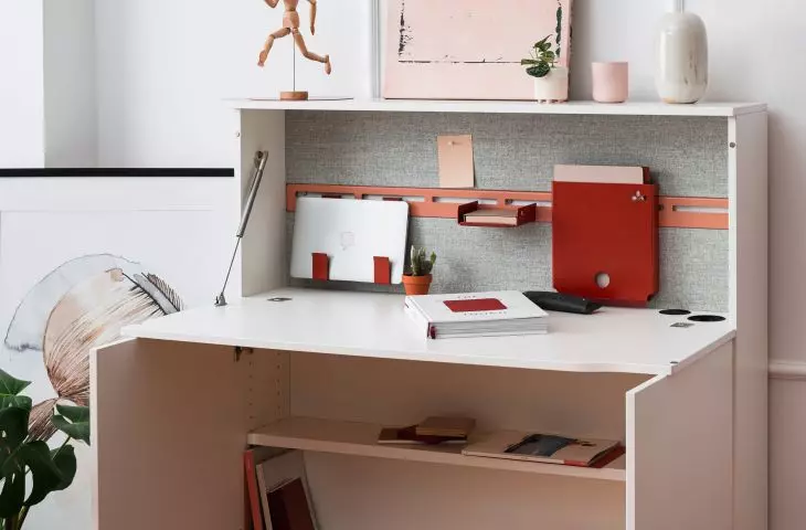 StartUs-S desk