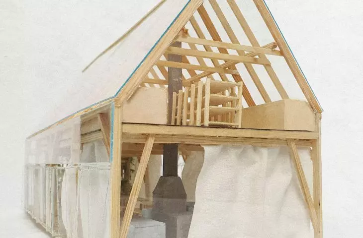 In colder weather, the partition can be closed and covered with curtains
