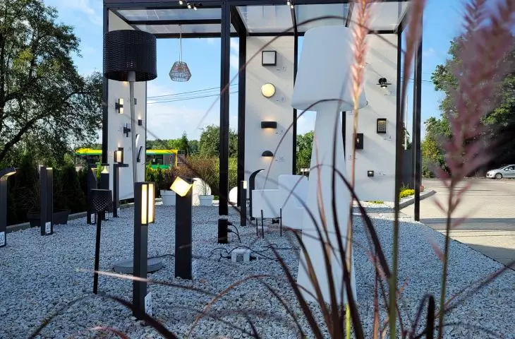 Ekspozycja oświetlenia zewnętrznego Elmax Lighting