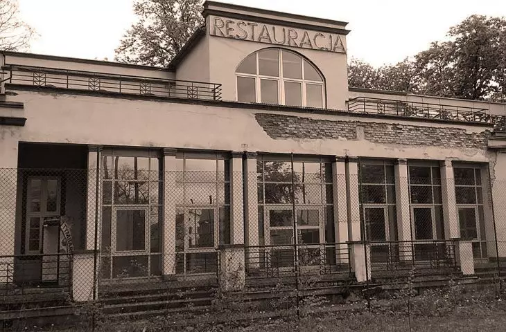 Dawny kompleks sportowy w Bielsku-Białej, restauracja