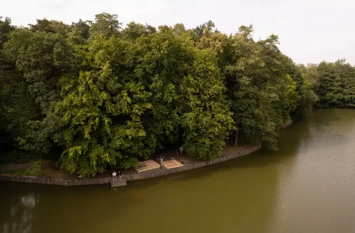 Praca nad Hrabina Tea Spot