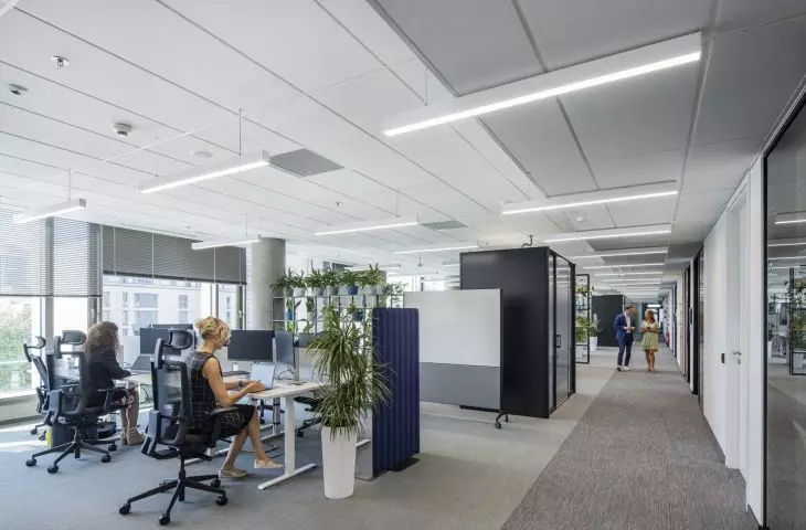 Ecophon acoustic systems in ISS Hub office, Norblin Factory, Warsaw, Poland