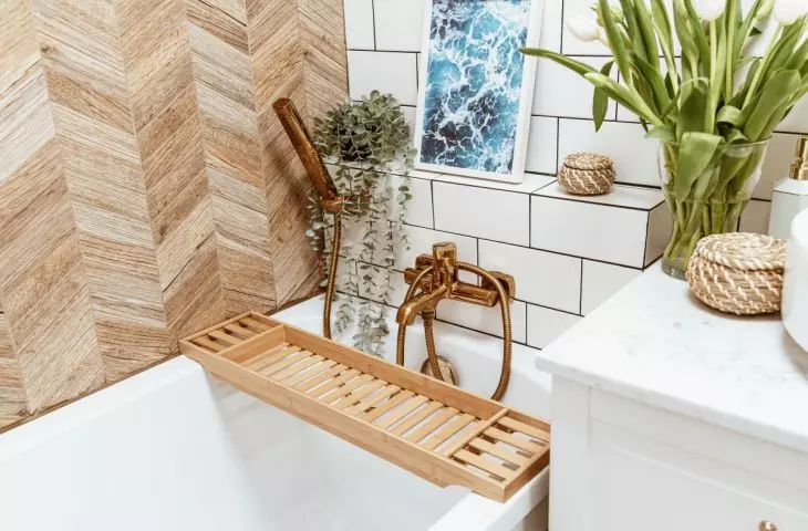 Vintage style bathroom