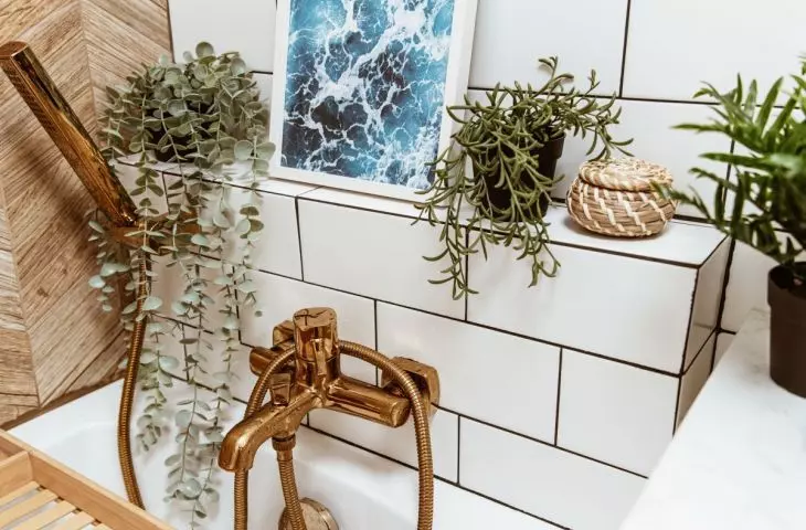 Vintage style bathroom