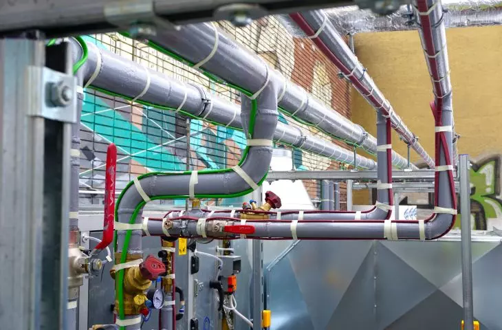 The cables can be used for both metal and plastic pipes.