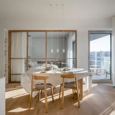 The room is kept in natural colors