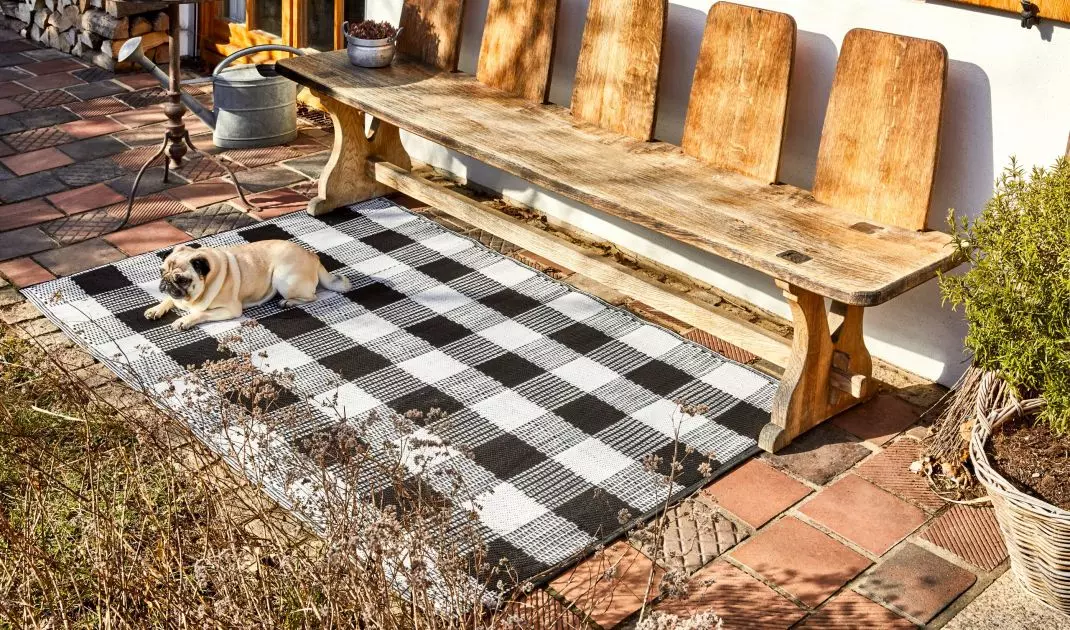 Protecting wooden components from winter is key