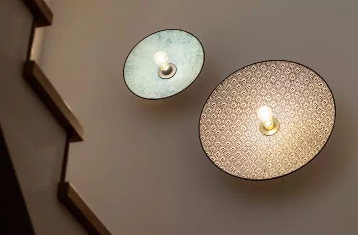 Lamps on the staircase 