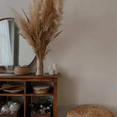 Dried flowers as home decoration