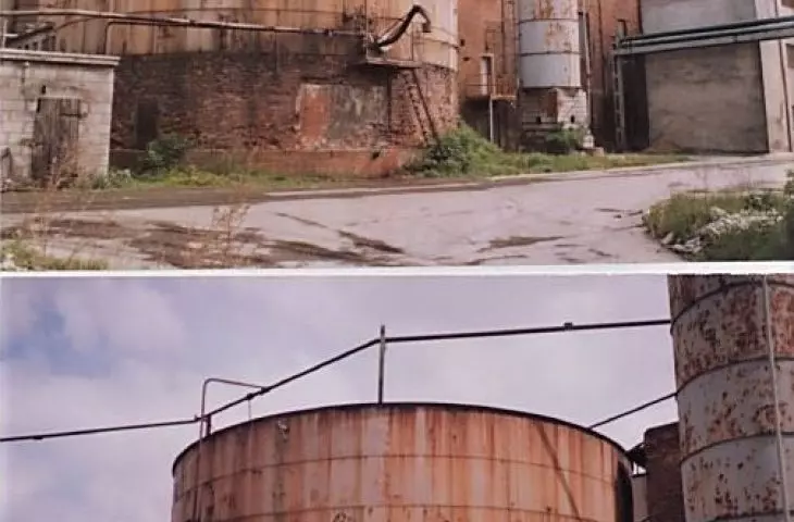 Former molasses storage tanks (molasses tanks) - defunct, early 21st century condition.