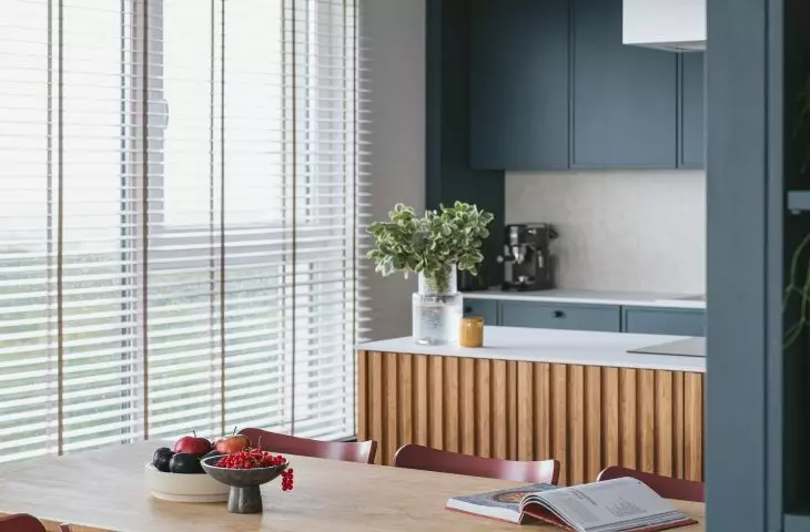 Kitchen area and dining table