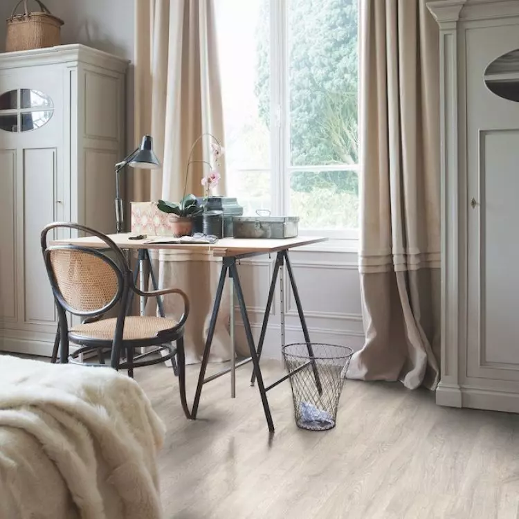 Bright flooring optically enlarges interiors