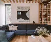 The walls of the entire house are decorated with paintings