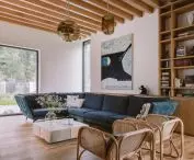 On the ceiling, the architects placed a wooden beam