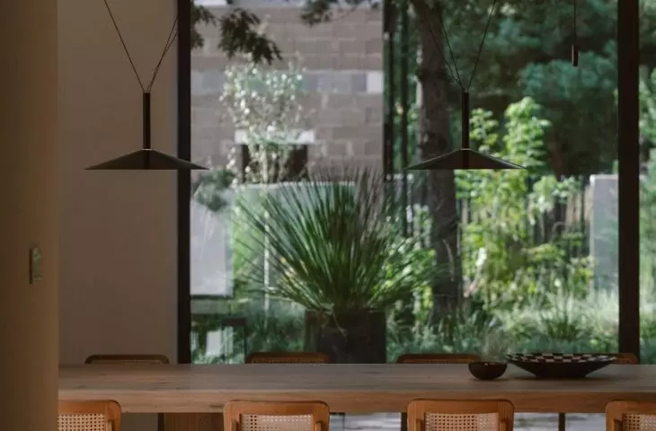 Dining room overlooking the garden
