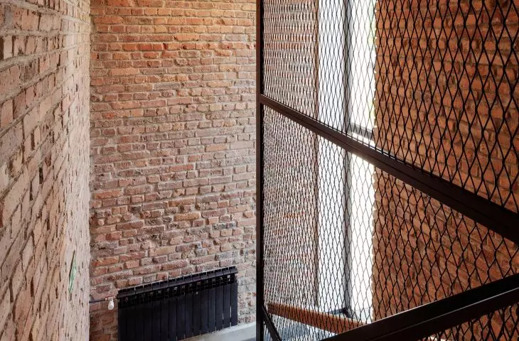Wyeksponowanie cegły było jednym z celów inwestorów i architektów