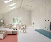 The use of glulam technology can be seen in the interior, where it has been exposed