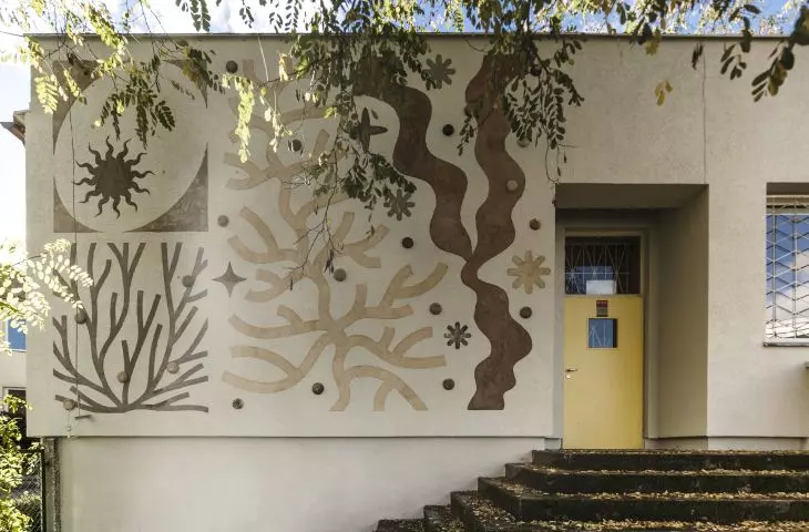 Mural z motywem morszczynu projektu Blanki Byrwy