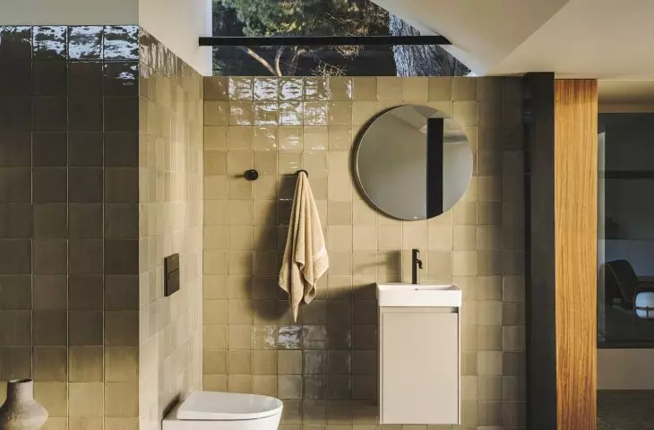 Bathroom faucets from the Ona collection