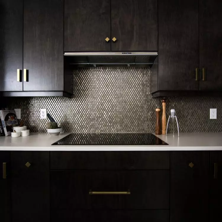 Black goes beautifully with gold