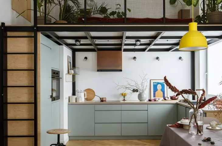 Mezzanine above the kitchen
