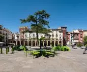 urban furniture in the Plaza del Mercado in Logroño