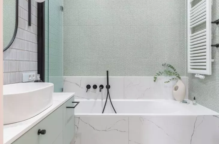 Small tiles in the bathroom