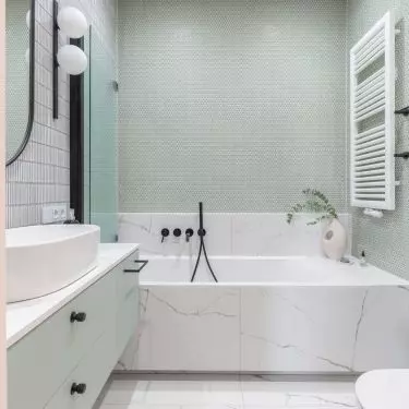 Small tiles in the bathroom
