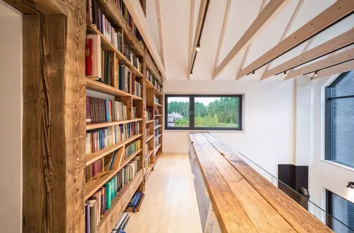 Mezzanine with bookcase