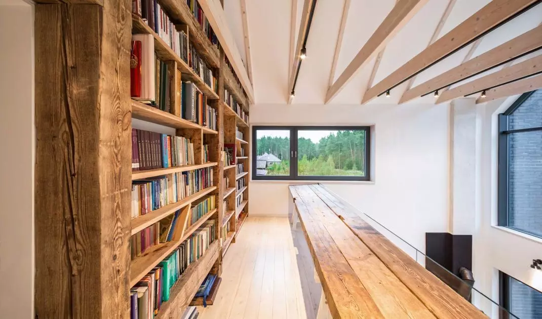Mezzanine with bookcase