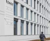 REACT — budynek usługowy z garażem podziemnym oraz towarzyszącą infrastrukturą techniczną w Łodzi