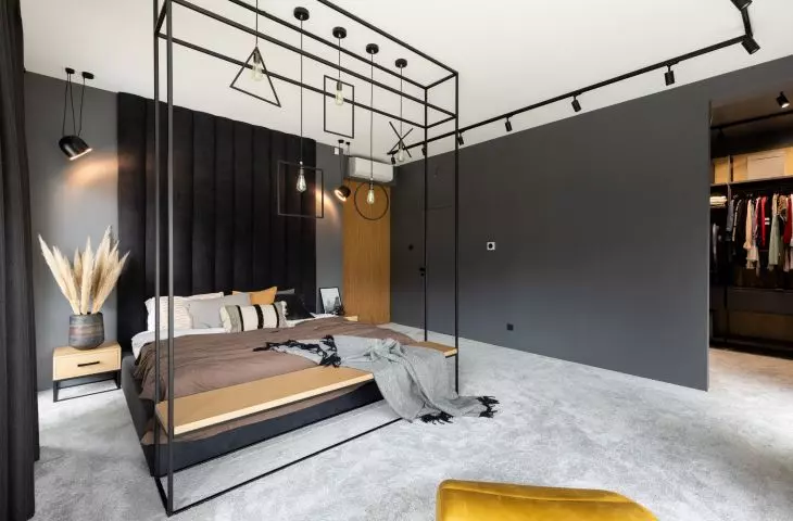 The bed is finished with a seat