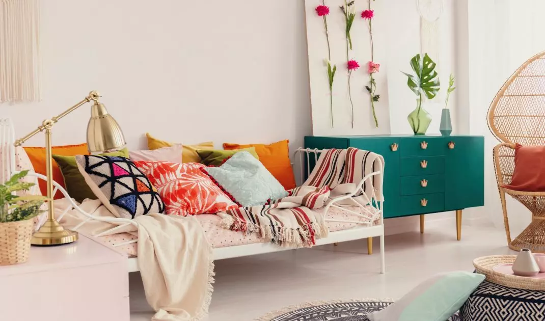 Mix of colors creates energetic styling 