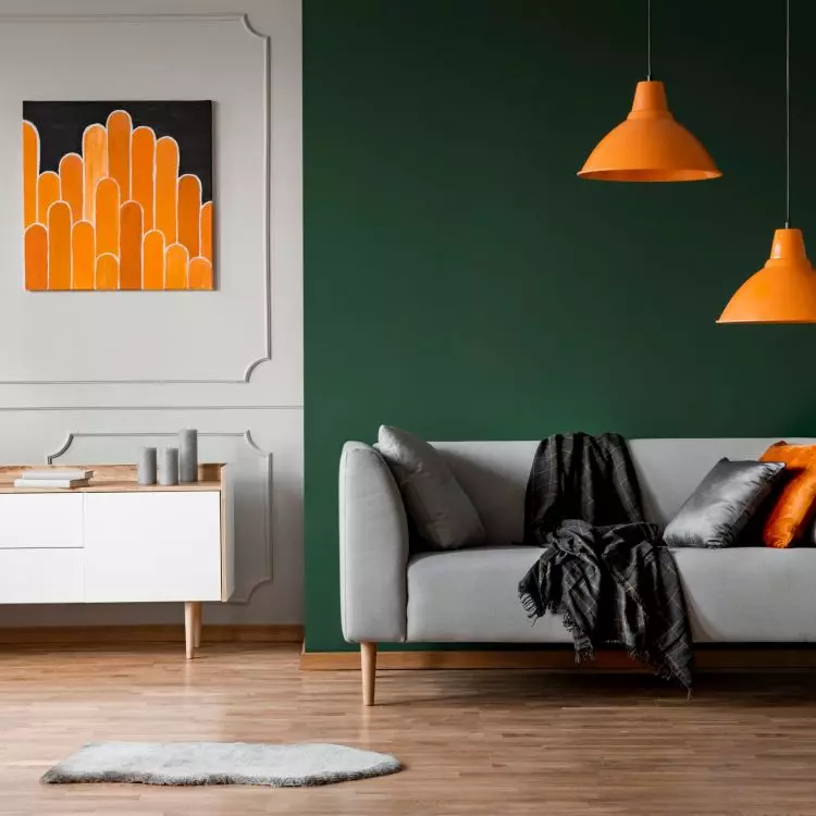 Green and orange is a rare combination