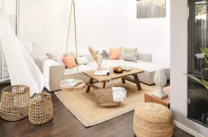 Balinese style is based on natural colors