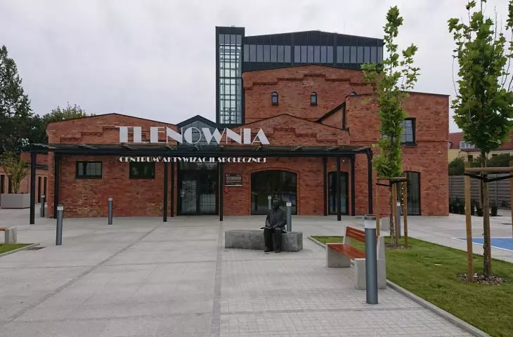 Centrum aktywizacji społecznej Tlenownia, Czempiń, proj. Pracownia Projektowa J. P. Woźny