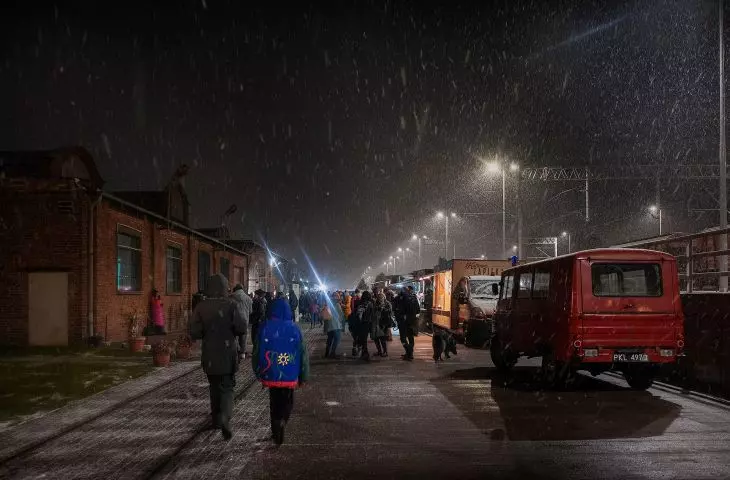 Festival participants on their way to the DNO festival club