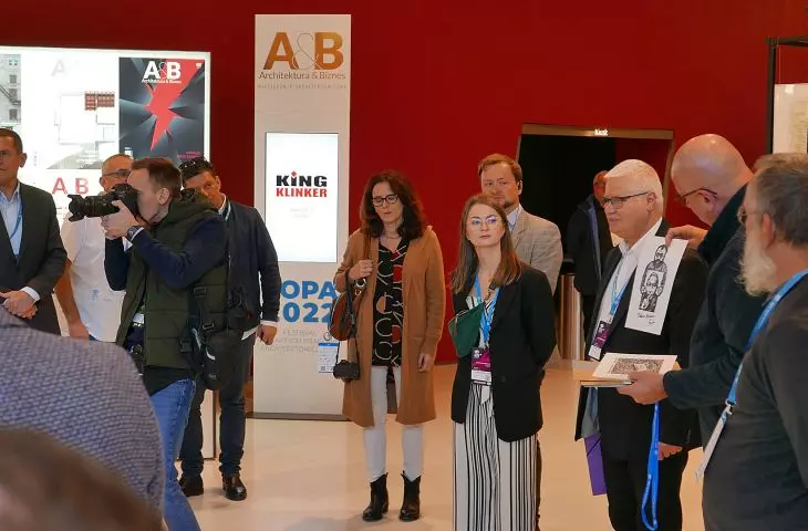 Professor Jerzy Hausner and Rafal Dutkiewicz at the inauguration of the exhibition on Tadeusz Różewicz and Eugeniusz Ghet-Stankiewicz 