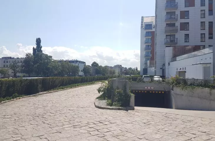 Gdańskie Bookingcom Island, czyli Wyspa Spichrzów