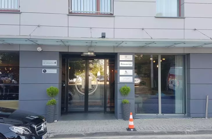 Gdańskie Bookingcom Island, czyli Wyspa Spichrzów
