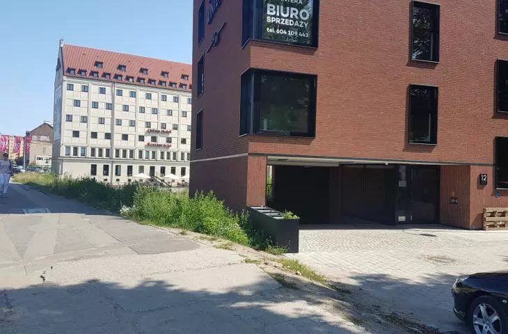 Gdańskie Bookingcom Island, czyli Wyspa Spichrzów